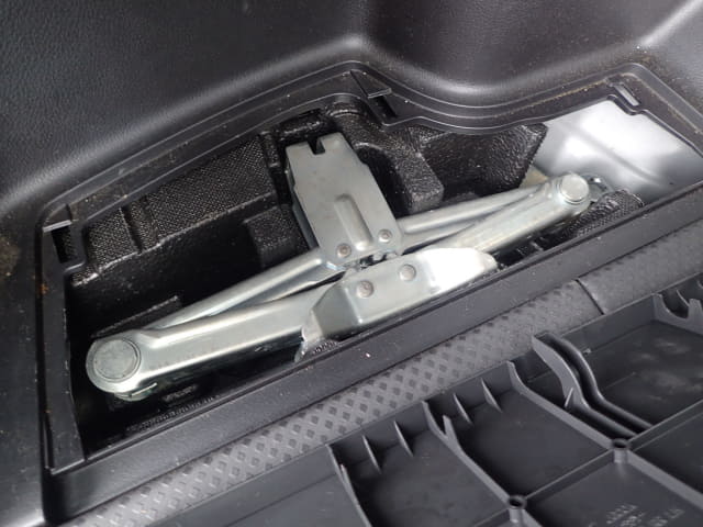 NISSAN X-Trail thumbnail 30