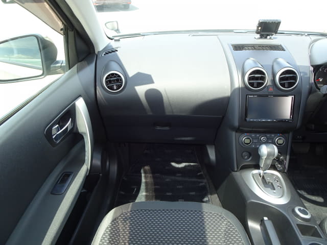 NISSAN Dualis thumbnail 32