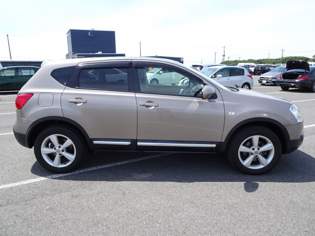 NISSAN Dualis thumbnail 6