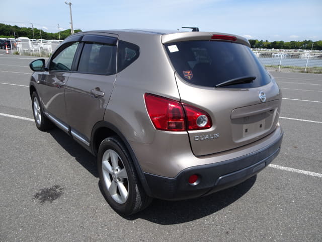 NISSAN Dualis thumbnail 3