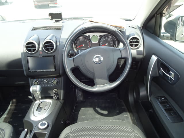 NISSAN Dualis thumbnail 31
