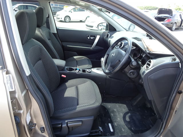 NISSAN Dualis thumbnail 26