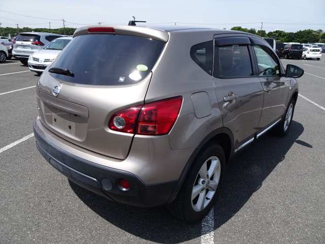 NISSAN Dualis thumbnail 5