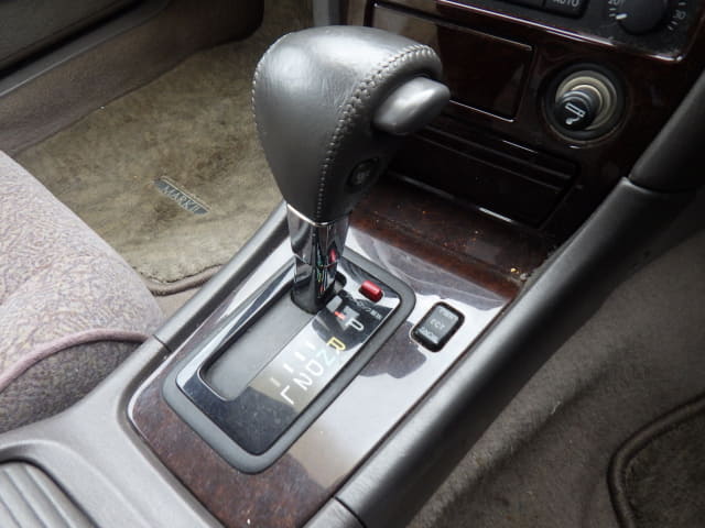 TOYOTA Mark II thumbnail 39