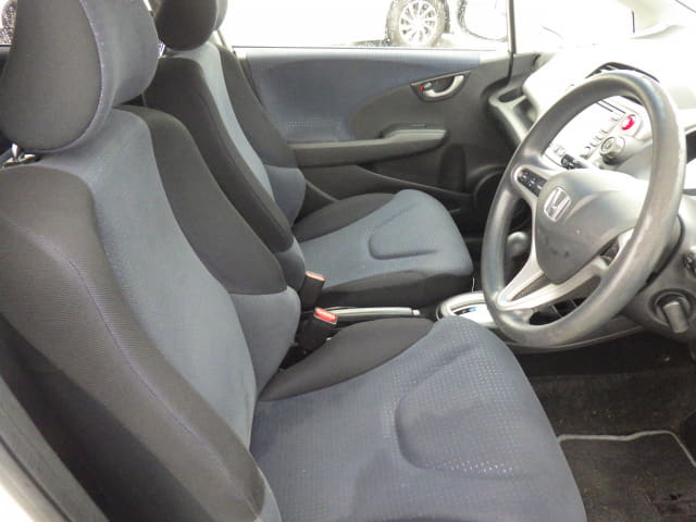 HONDA Fit thumbnail 25