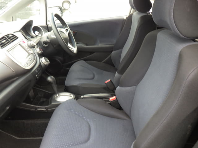 HONDA Fit thumbnail 26