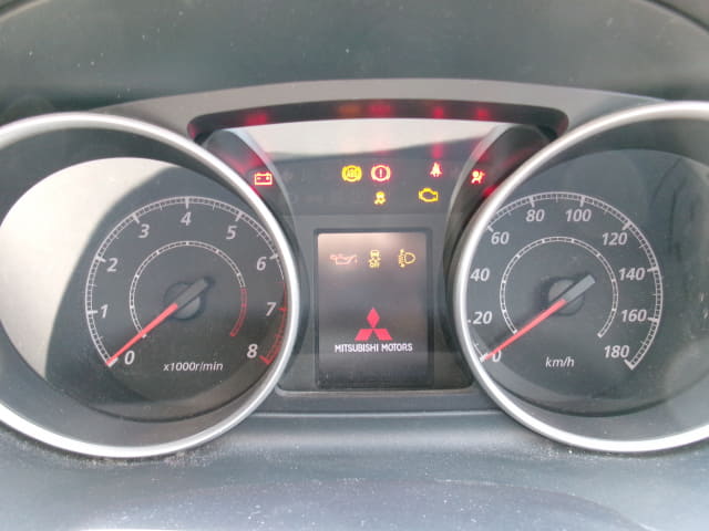 MITSUBISHI Outlander thumbnail 57