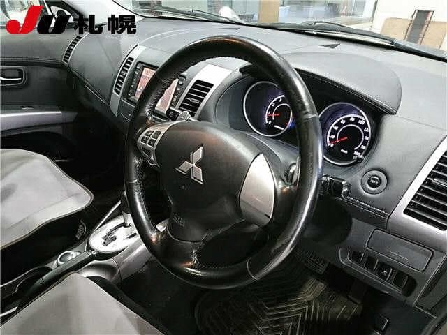 MITSUBISHI Outlander thumbnail 53