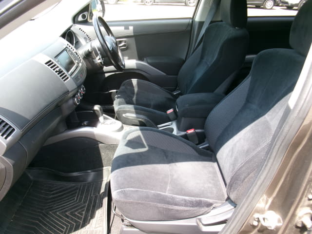 MITSUBISHI Outlander thumbnail 25