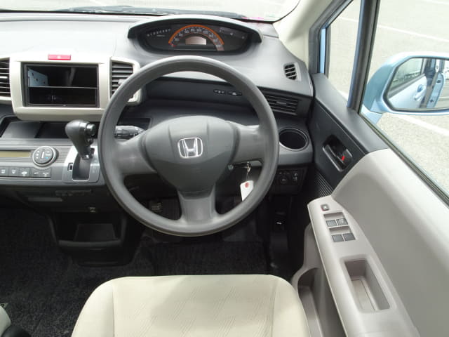 HONDA Freed thumbnail 33