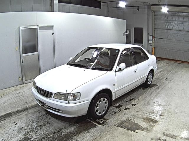 TOYOTA Corolla Sedan