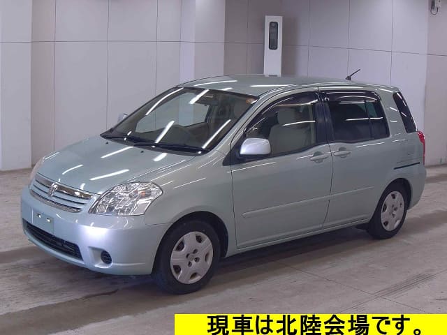 2004 TOYOTA Raum