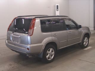 2004 NISSAN X-Trail