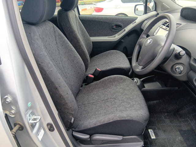 TOYOTA Vitz thumbnail 25