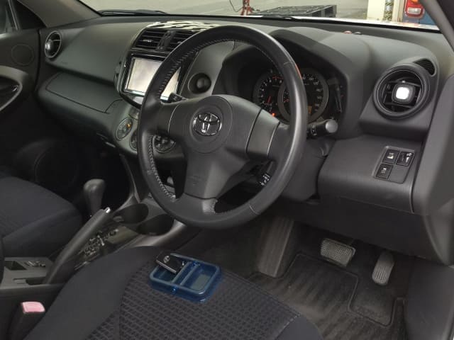 TOYOTA Vanguard thumbnail 3