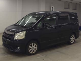 2009 TOYOTA Noah