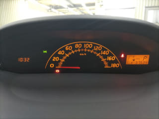 2010 TOYOTA Vitz