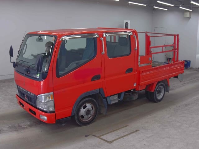 2004 MITSUBISHI Canter Guts
