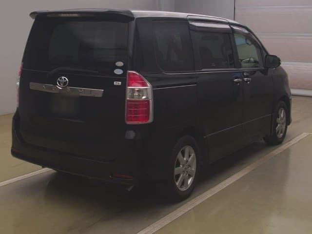 TOYOTA Noah thumbnail 53