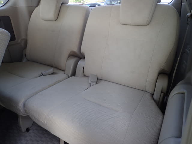 TOYOTA Noah thumbnail 28