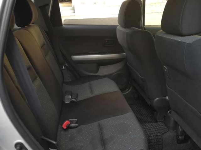 TOYOTA IST thumbnail 6