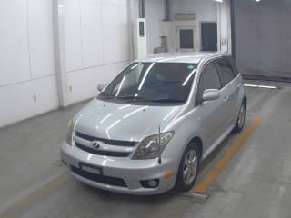 2005 TOYOTA IST