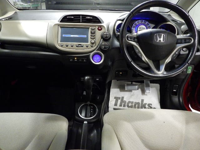 HONDA Fit Hybrid thumbnail 3