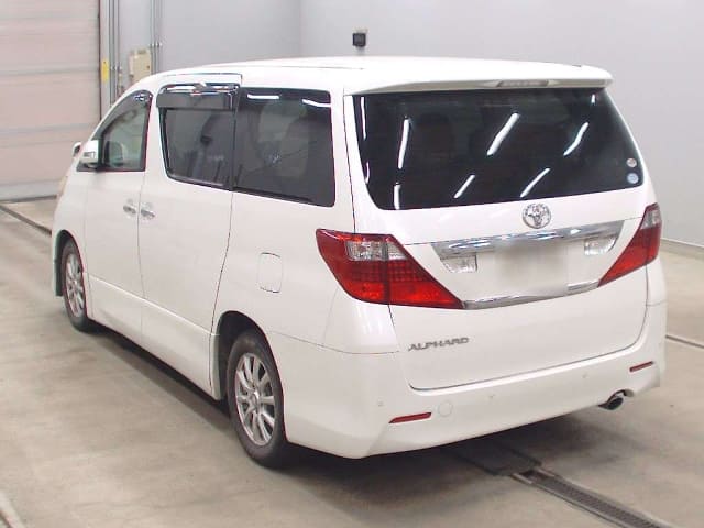 TOYOTA Alphard thumbnail 8