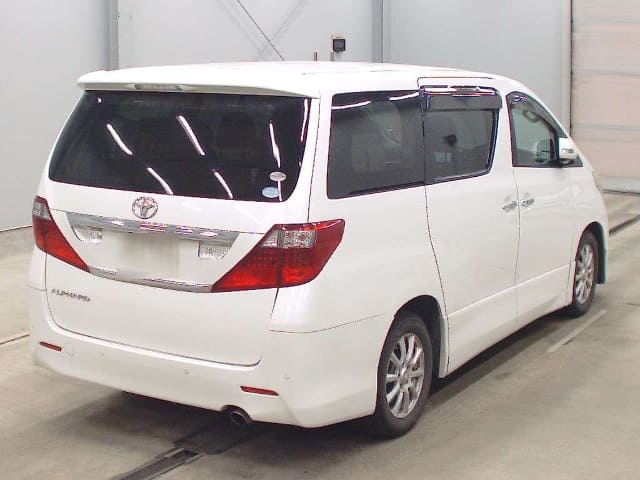 TOYOTA Alphard thumbnail 2