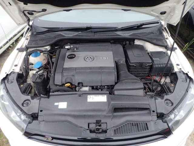 VOLKSWAGEN Scirocco thumbnail 48