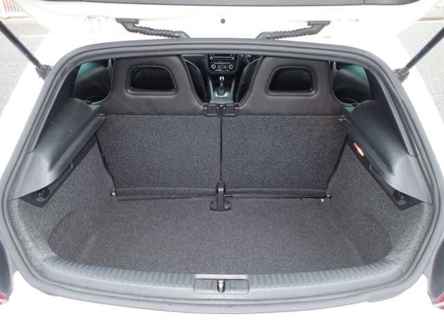 VOLKSWAGEN Scirocco thumbnail 28