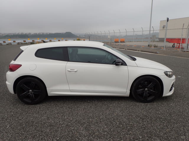 VOLKSWAGEN Scirocco thumbnail 6