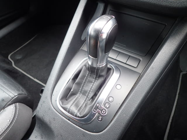 VOLKSWAGEN Scirocco thumbnail 34