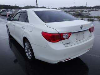 2010 TOYOTA Mark X