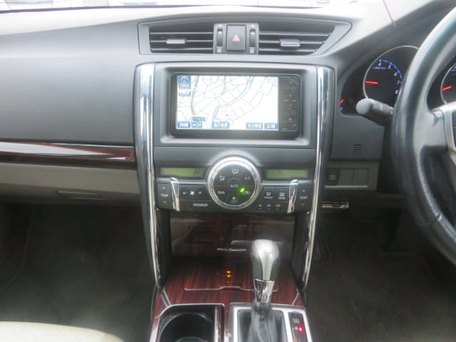 TOYOTA Mark X thumbnail 35