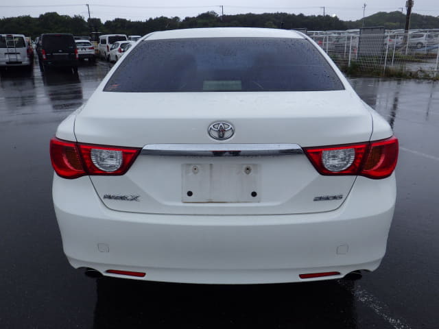 TOYOTA Mark X thumbnail 4