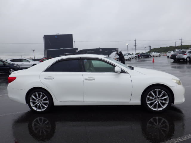 TOYOTA Mark X thumbnail 6
