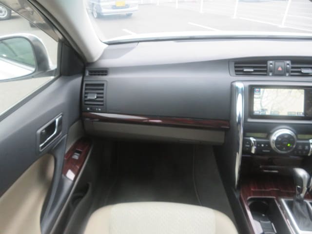 TOYOTA Mark X thumbnail 32