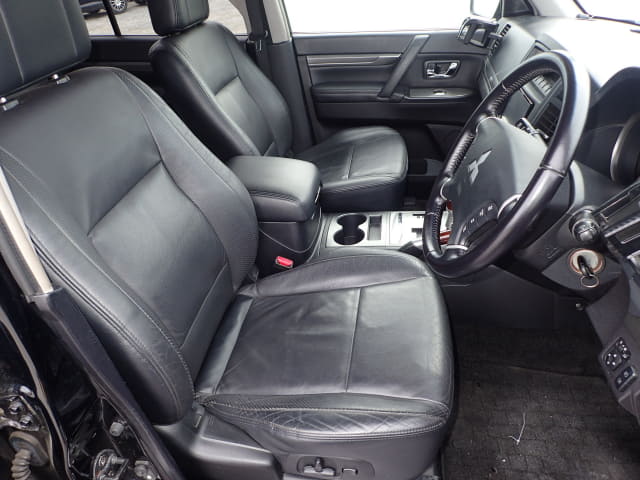 MITSUBISHI Pajero thumbnail 25