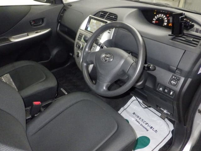 TOYOTA Ractis thumbnail 47