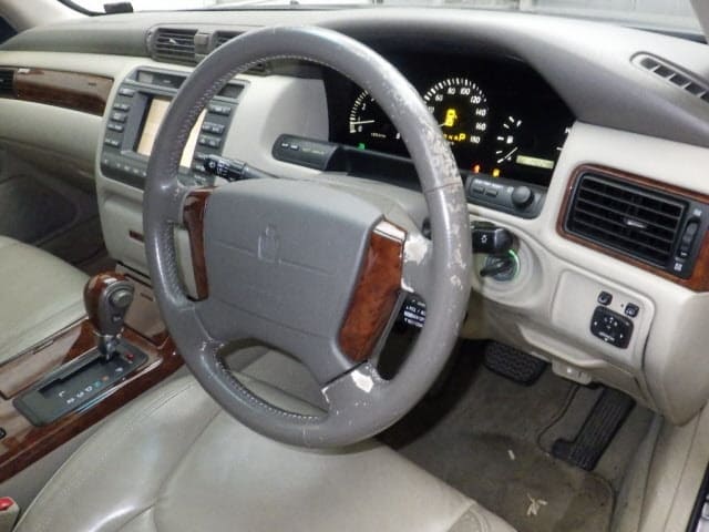 TOYOTA Crown thumbnail 43