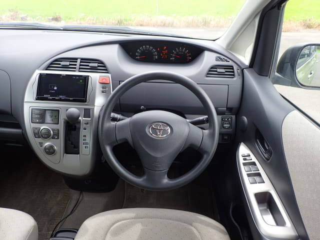TOYOTA Ractis thumbnail 31