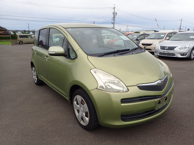 TOYOTA Ractis thumbnail 7