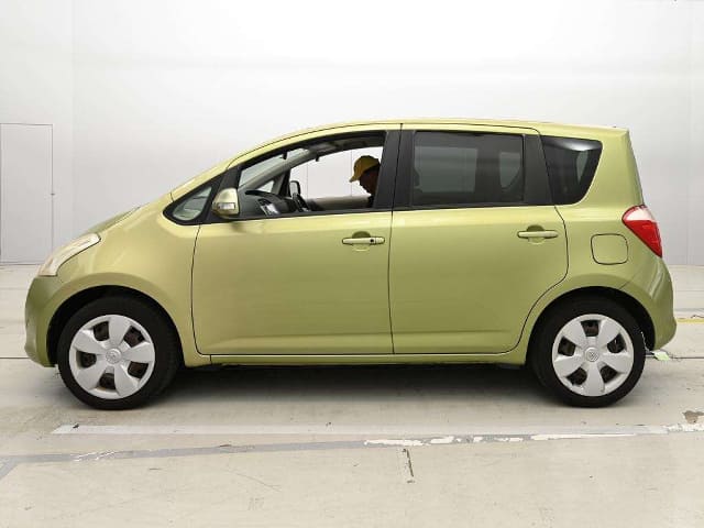 TOYOTA Ractis thumbnail 50