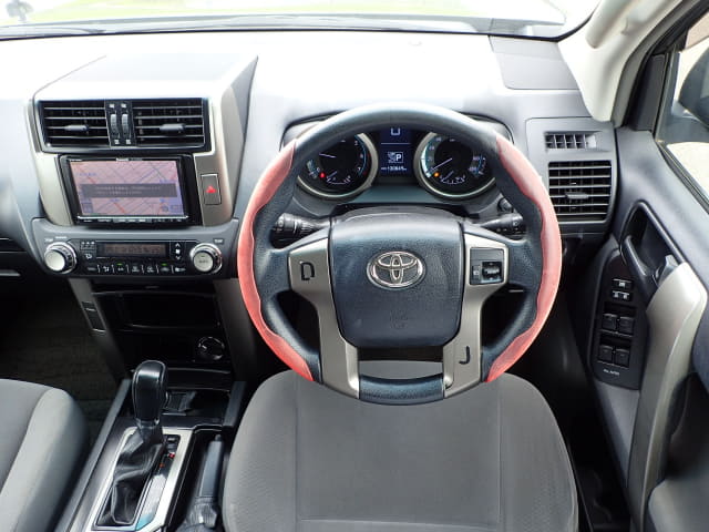 TOYOTA Land Cruiser Prado thumbnail 32