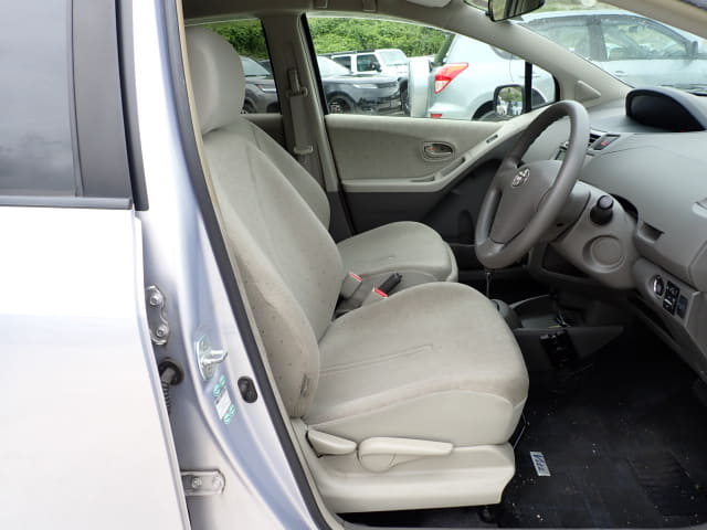 TOYOTA Vitz thumbnail 25