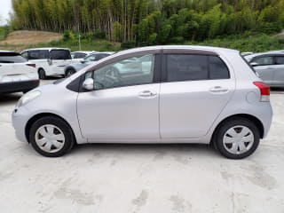 2008 TOYOTA Vitz