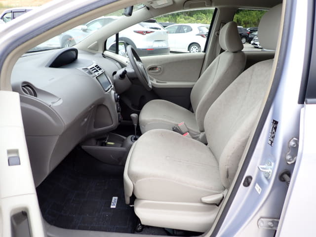 TOYOTA Vitz thumbnail 26