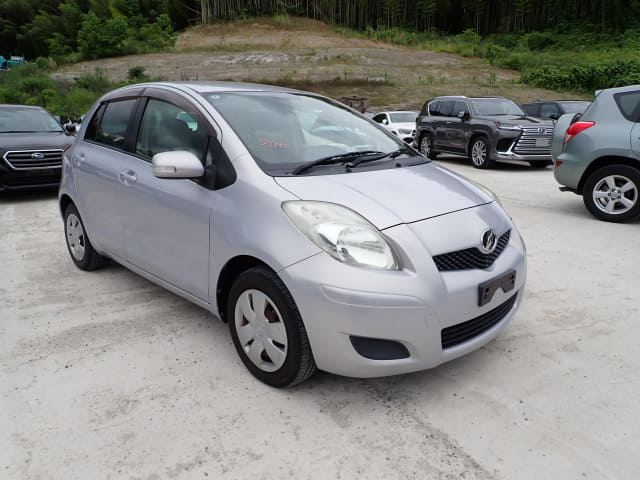 TOYOTA Vitz thumbnail 7