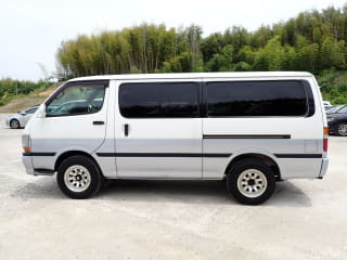 2002 TOYOTA Hiace Van